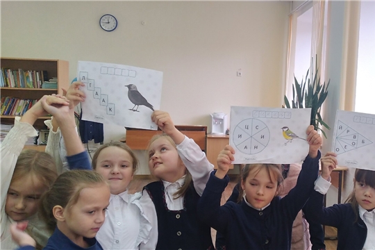 Эко час "Птицы нашего края зимой" в отделе по работе с детьми