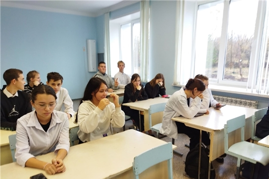 Интеллектуальная игра «Угадай мелодию» в Новоатайской сельской библиотеке