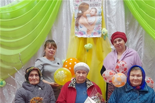 Литературно-музыкальный вечер "Милая, родная, мамочка моя" в Черепановской сельской библиотеке