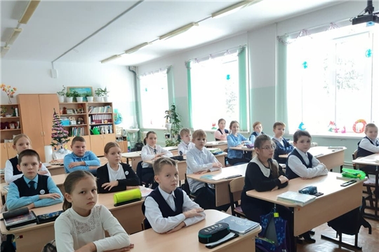 Поэтический час «Удивительный мир поэзии Тютчева» в отделе по работе с детьми