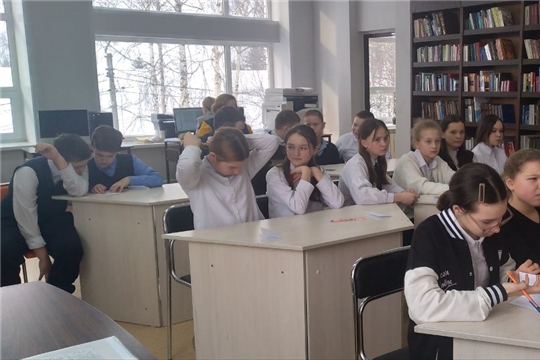 Патриотический час «Блокадный дневник Тани Савичевой» в Центральной библиотеке