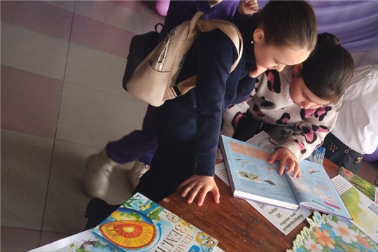 Смотр-отчет коллективов самодеятельного народного творчества «Ҫуралнă ҫĕршывшăн чĕремĕр юрлать!» 