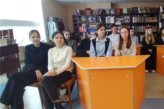 Краеведческий час «Федор Павлов – классик чувашской музыки и литературы» в Центральной библиотеке