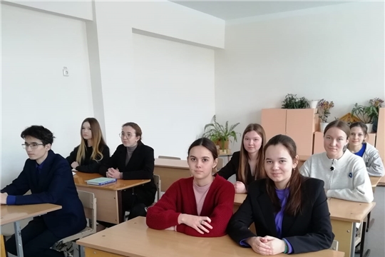Час истории “Легендарный комдив” в Атнарской сельской библиотеке