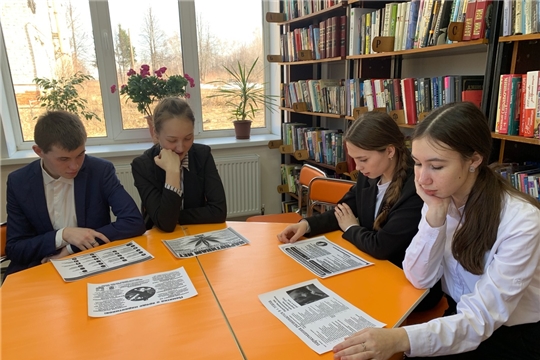 Беседа «Наркотики и его последствия» в Большеатменской сельской библиотеке