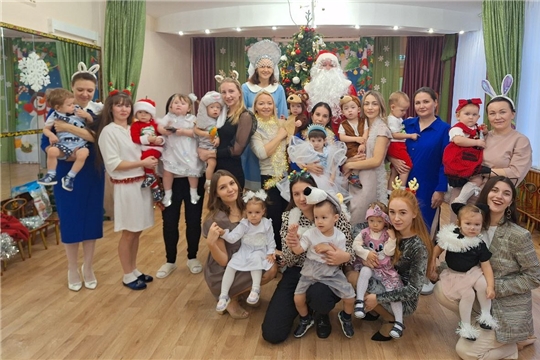 «Вместе с мамой» - новогодний праздник в «Калинке».