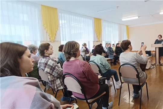 Городское методическое объединение по социально – коммуникативному развитию для воспитателей прошло в МБДОУ «Детский сад № 40 «Радость»