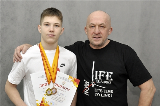 Чемпион Чувашии в армспорте из Порецкого