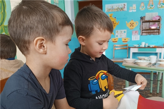 Беседа «Осторожно, колющие и режущие предметы!».
