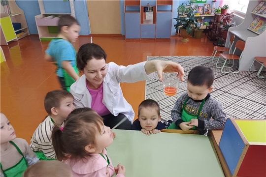  День экспериментов в группе "Звёздочки"