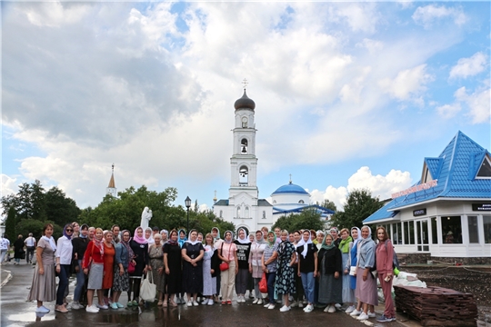В паломническую поездку - с профсоюзом