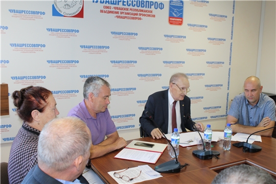 В каких условиях трудятся аграрии в Канашском округе
