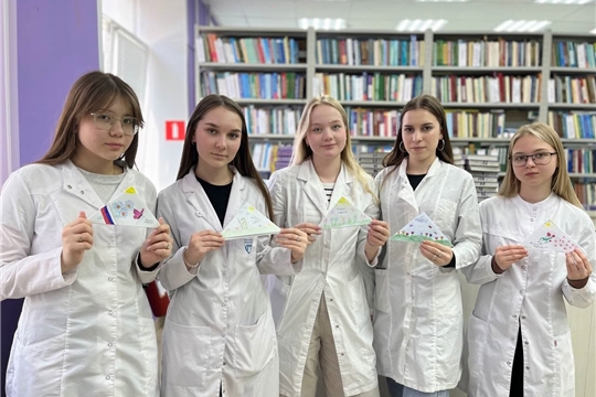 К акции Чувашрессовпрофа присоединились студенты медицинского колледжа