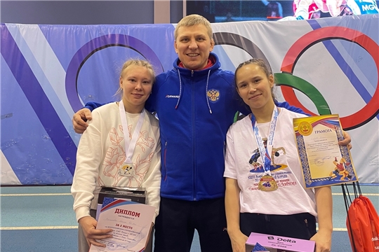 Всероссийские соревнования по спортивной борьбе (дисциплина - женская борьба) среди юниорок до 21 года на призы ЗМС и МСМК сестер Натальи и Ольги Смирновых.