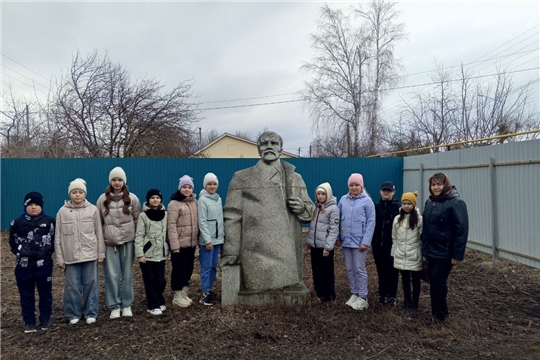 Трехбалтаевские школьники посетили музей истории села Шемурша.