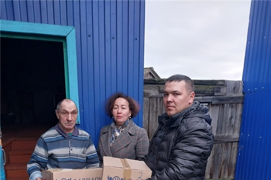 Продуктовая помощь от Благотворительного фонда "Старость в радость"