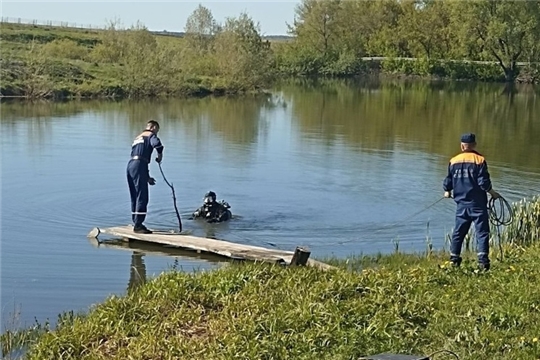 В Чувашии водолазы обследуют дно прудов и рек перед купальным сезоном