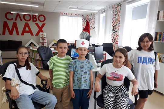 Юным читателям - о профессиях МЕДСЕСТРА и ВРАЧ