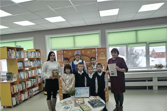 В Егоркинской сельской библиотеке прошел День книгодарения, приуроченный к девятой Всероссийской акции «Дарите книги с любовью-2025». 
