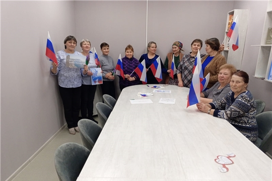 Патриотический час «Россия и Крым – идем вместе. Крымская весна» в Егоркинской библиотеке