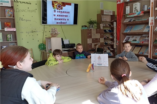 В книжной памяти мгновения войны