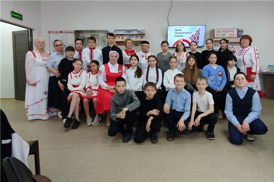 Сегодня в Ходарской сельской библиотеке прошла встреча с народным писателем Чувашии Тамарой Анатольевной Афанасьевой