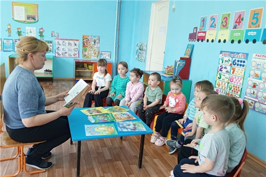 Туванская сельская библиотека им. Г. И. Фёдорова провела краеведческий час «Мой край родной в стихах и прозе»