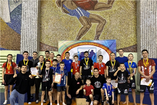 16 февраля в БУ ДО «СШОР № 5 им. В.Н. Кочкова» г. Чебоксары прошли Чемпионат и Первенство Чувашии по спортивной борьбе (панкратион). 