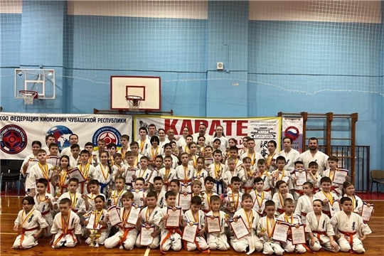 Состоялось первенство и фестиваль ЧРОО «ДЮСК «Такуан» по виду спорта «Киокушин» среди юношей и девушек