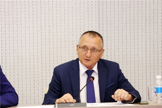 Министр спорта Чувашии Василий Петров доложил о реализации регионального проекта «Спорт – норма жизни» в 2024 году