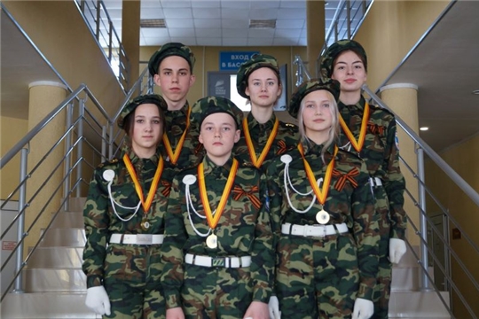 Военизированная эстафета среди обучающихся 5-9-х, 10-11-х классов в рамках открытия месячника оборонно-массовой, спортивной и патриотической работы в Аликовском муниципальном округе