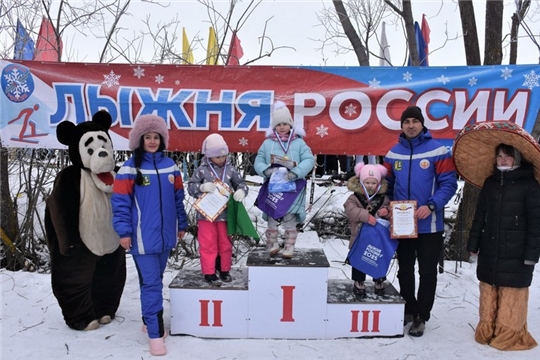 Более 62,5 тысяч жителей Чувашии приняли участие в Всероссийской массовой лыжной гонке «Лыжня России»