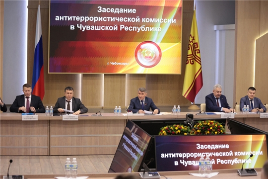 Олег Николаев призвал применять жесткие санкции к организациям, не обеспечивающим нормы антитеррористической безопасности