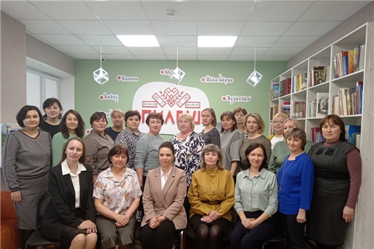 На базе Центральной библиотеки "Точка опоры" прошел зональный практико-ориентированный семинар " Профессиональный формат: идеи, ресурсы, практики патриотического воспитания"