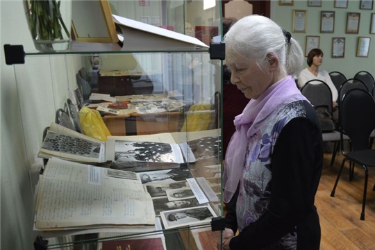 Презентация виртуальной выставки «В поисках тайн архивных бумаг...».
