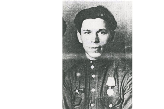 Кружочек войны – медаль Сталинграда (к 105-летию со дня рождения Ивана Александровича Петрова (1920-2007), уроженца д. Староселка Цивильского уезда (ныне Цивильский муниципальный округ Чувашской Республики), участника Великой Отечественной войны 1941-1945)