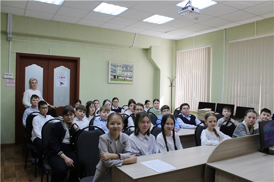 Школьники познакомились с архивными документами, свидетельствующими о первом полете человека в космос