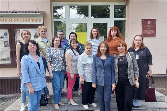 Чувашские архивисты посетили Объединенный государственный архив Оренбургской области 