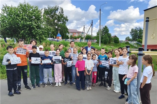 Беседа-предупреждение «Чтобы не было беды, будь осторожен у воды» в Первомайской с/б