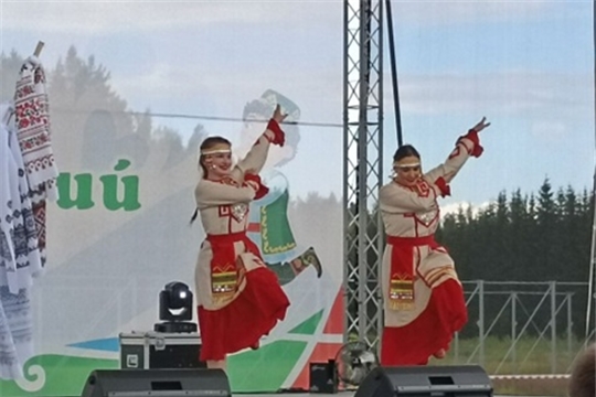 Чуваши на Ленинградском Сабантуе в Шапках