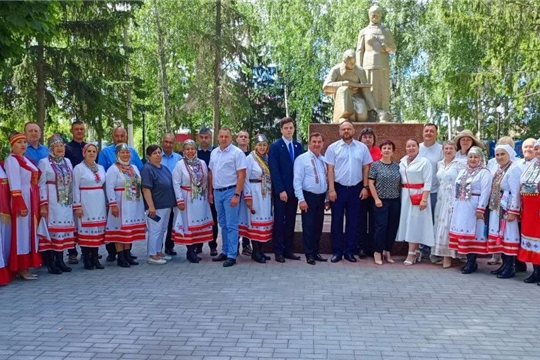 Народный фольклорный коллектив "Ямаш" принял участие в VII Межрегиональном фестивале чувашской культуры «Акатуй» в Пензенской области