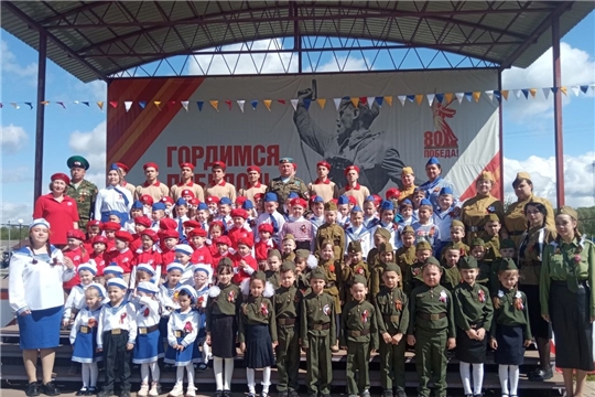 Военный парад дошколят