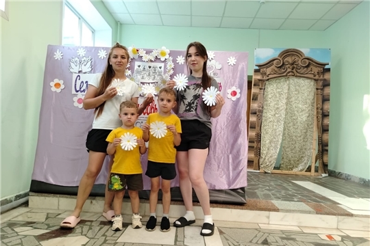 «Святые Петр и Феврония - символ любви и верности».