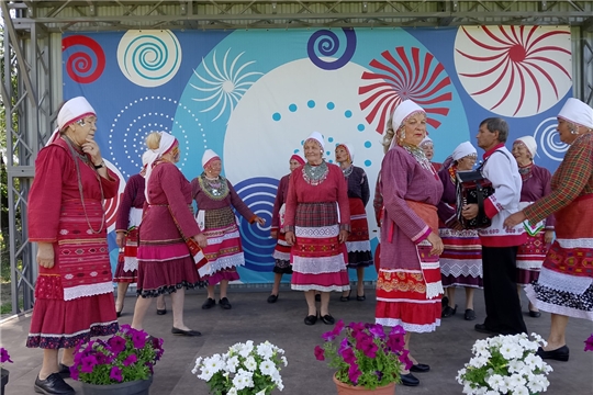 «Старинные песни фольклора».