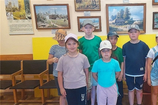 В Ядринском доме культуры продолжается активное сотрудничество с пришкольными лагерями округа!