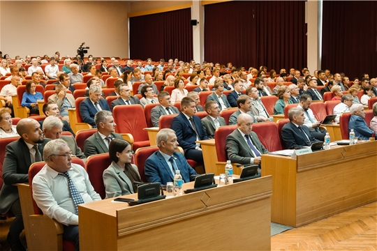 Олег Николаев: Чувашия выбирает спорт и активность — одобрена новая стратегия развития спортивной отрасли до 2030 года