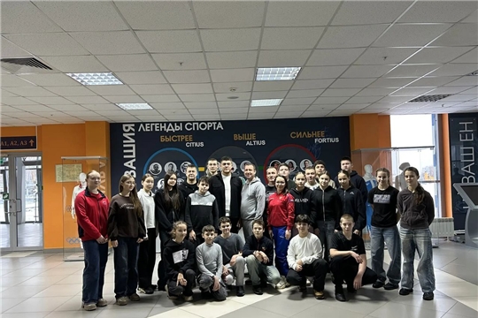 Автограф-сессия с победителем II Всемирных игр национальных видов единоборств по керешу Евгением Абрамовым