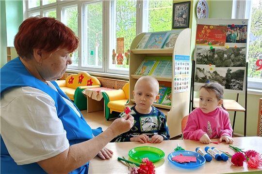 Гвоздика - символ победы и мужества