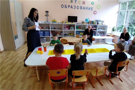 "Итоговое занятие по дополнительной платной образовательной услуге "Логика для дошкольников" в старшей группе "Солнышко"