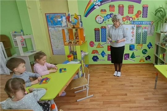 Отчетные занятия в кружках "Веселая математика" и "Обучение грамоте"